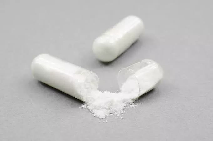 Gelatin for tablet binding and microencapsulation
